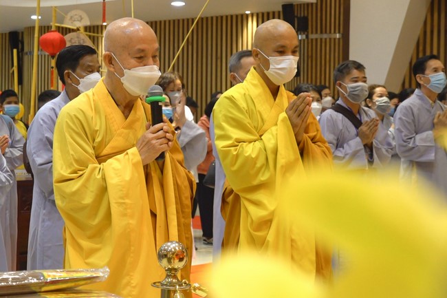 Chùm ảnh mồng một Tết Nhâm Dần